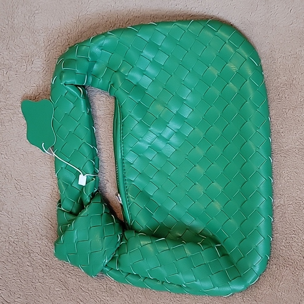 Women's Soft PU Leather Green Woven Handmade Hobo Clutch
